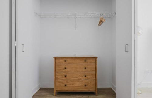 Blueground The Loop pool AC nr park CHI-1188 - Foto 14