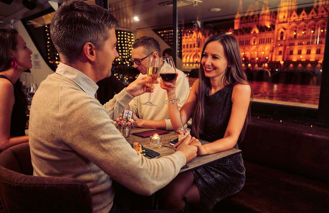 Cruzeiro com espetáculo folclórico - Foto 7