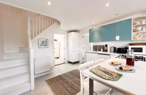 Spinney's Boathouse by The Suffolk Cottage Collection - Photo 10