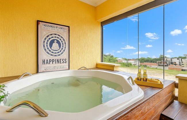 Jacuzzi Privativa com AC em Maresias - Foto 1