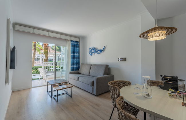 Aparthotel Green Garden - Photo 19