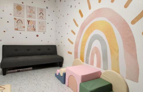 Stop Looking You've found it - Foto 19