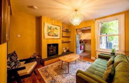 City Centre Luxury House - Garden Oasis, Kingsize beds - Foto 2