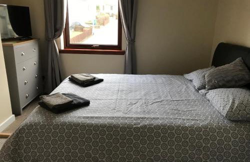 No 5 Newly refurbished 4 bedroom house - Foto 23