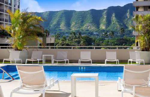 36Fl with Ocean View, Mins to Waikiki Beach, Parking - Foto 4