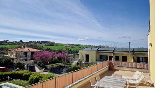 Appartamento L'Azalea - a due passi da Numana con grande terrazzo e piscina condominiale stagionale - Foto 2