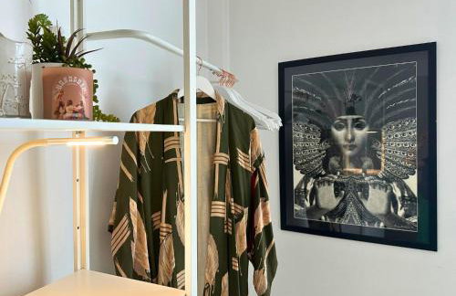 Stylish Flat by Brockley Station & Goldsmiths - Photo 7