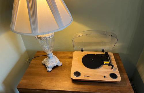 Honeybee Cottage, with a log fire & a hot tub. - Foto 2