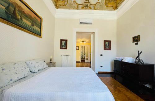 Appartamento sul Teatro San Carlo - Photo 33