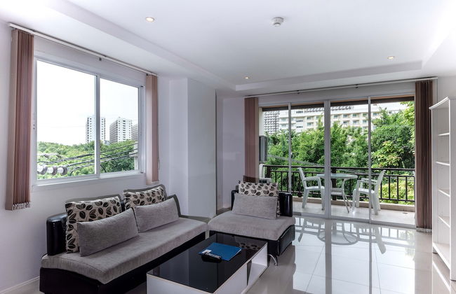 Jomtien Beach Penthouses - Photo 49