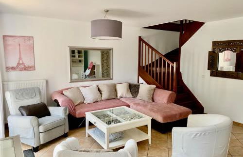 DISNEY & PARIS Happy Villa for 10 persons with Private Garden & Terrace 4 bedrooms, 3 bathrooms FIBER Wifi Netflix & free Parking - Foto 9