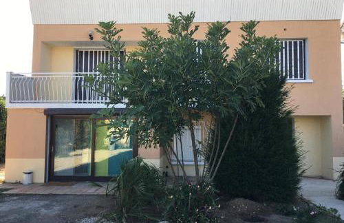 Irigny: Maison calme à 10 minutes de Lyon - Foto 1