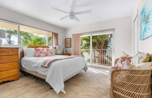 Sunset Harbor Waterfront Villa with Dock Cabana Club - Foto 26