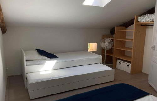 Escale en Provence - Bastide climatisée avec piscine - Foto 16