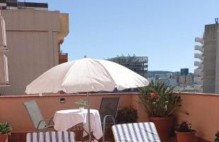 Cozy and sunny penthouse Fira BCN - Photo 1