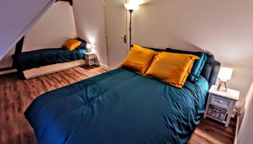 Moulin des ducs grand format by Vindihouses - piscine chaffée - escalade - billard - fitness - etc - Foto 5