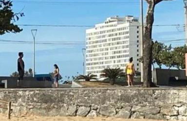 Guarapari com elevador, reformado, Wi-Fi, TV com Smart, vista livre e estacionamento - Photo 15