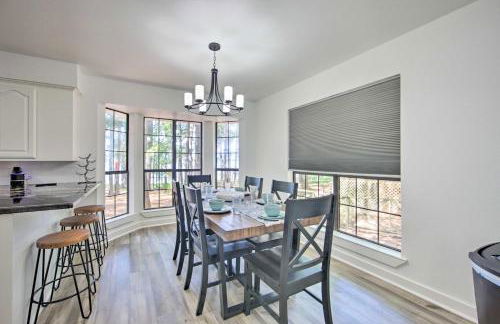 Luxe Lakehouse with Sunset Views on Lake Palestine! - Foto 13