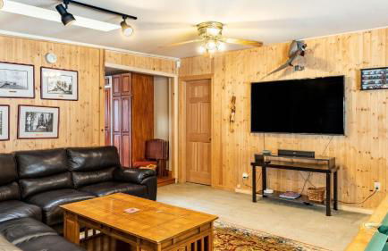 Luxury Incline Village Cabin w Lake Views Game Room Firepit Beach Access - Foto 29