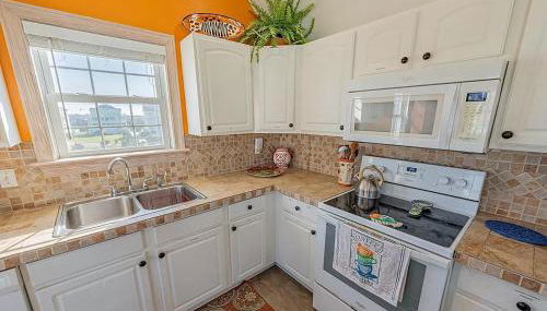 Seaside 5BR Caribbean Escape near the Rodanthe Pier - Foto 5, stove, dishwasher, pet friendly, toaster, minibar