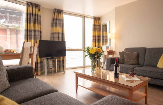 PREMIER SUITES Liverpool - Photo 37