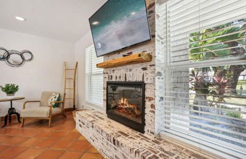 3BR HEATED POOL CLOSE TO BEACH - Foto 12