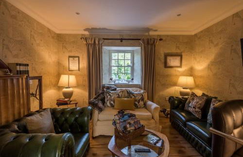 The Old Millhouse - Luxury Retreat with Sauna, Cold Plunge, Yoga & Swim SPA - Photo 23