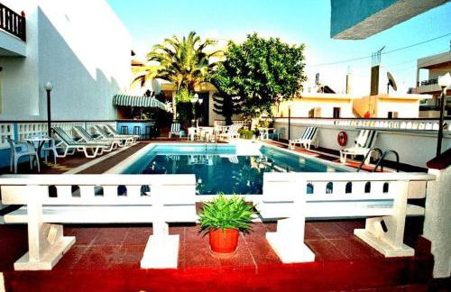 Eleni Apartments - Photo 21