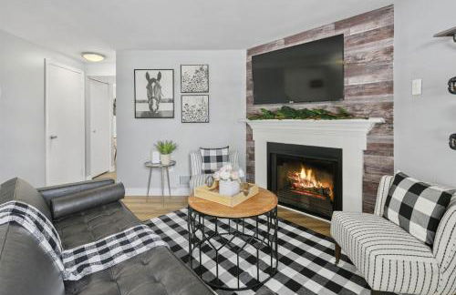 Luxury Sterling townhome - Private, Self checkin - Foto 5