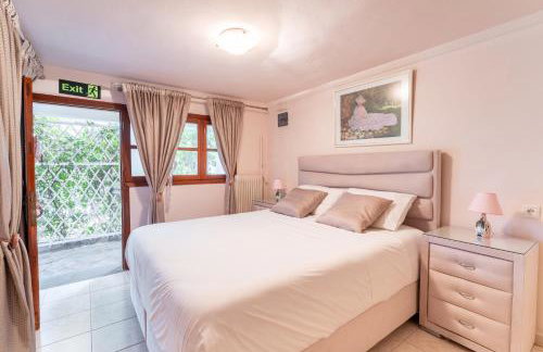 The House of Gratitude - Poolside Retreat - Foto 37