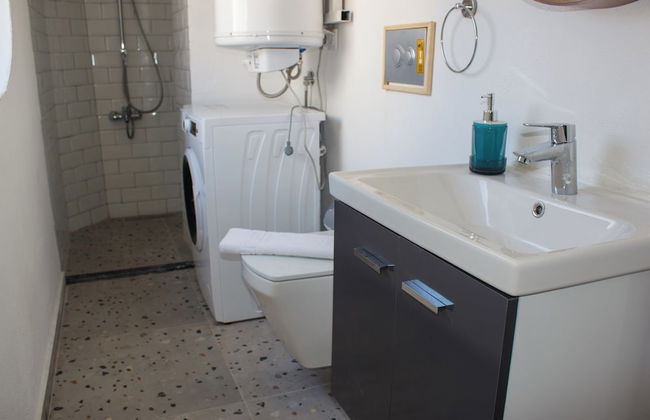 Aloha Suites Mediterranean - Photo 16