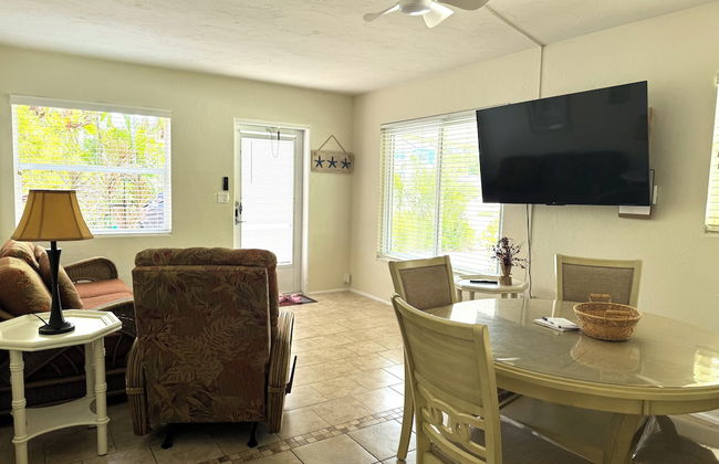 Tropical Villas of Venice Beach - Foto 39