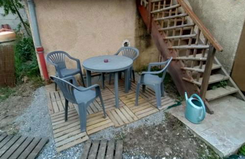 Appartement atypique avec piscine partagée. - Foto 29