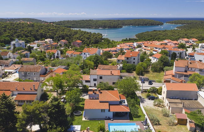 Villa in Pula Near Beach With Private Pool - Foto 27