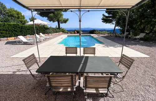 Villa "Le Sortilège" vue panoramique et piscine - Foto 6