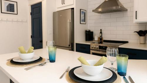 Hospitals Manito Park Huckleberrys Market - Foto 4