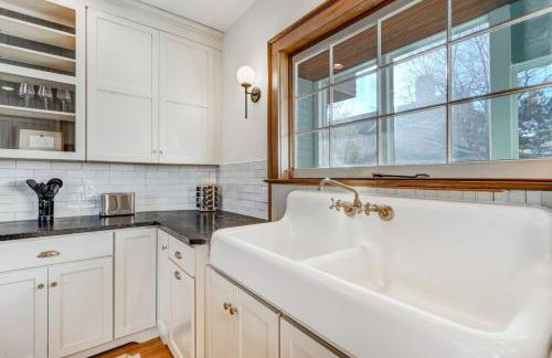 Noble Manor Near Top Spots Hot Tub BBQ - Foto 16