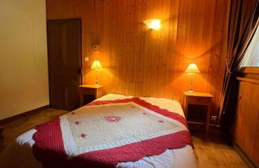 Beau chalet proche centre/pistes - Garage - Wifi - Foto 8