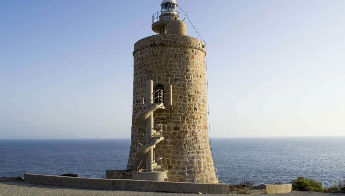 Faro Camarinal, entre Zahara y Tarifa