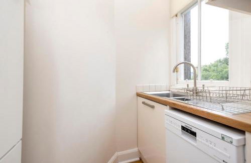 Tasteful 1-bedroom Apartment near Edinburgh Meadows - Foto 17
