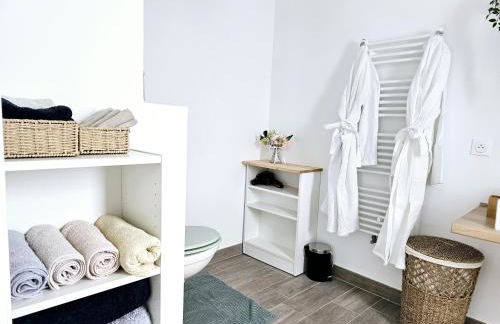 Lakeside Provence - Appartement classé 4 étoiles, Vue sur le lac de Monteux, Parking sous-sol, double clim - Foto 50