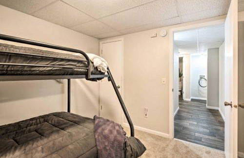 Family Home with Deck, Yard, Dock on Rock River - Foto 32