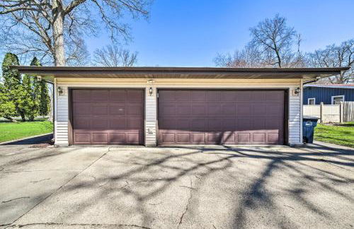 Spacious Getaway with Heated Private Pool! - Foto 40