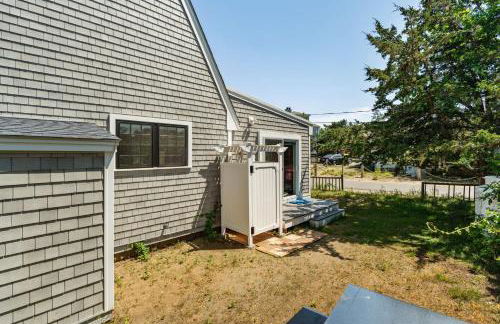 Beach Plum Cottage Steps to Beach Loft AC - Foto 43