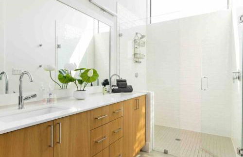 Glamorous Perfectly Located Luxury 2 Bed Townhome - Foto 21