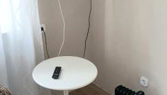 2x Monteurwohnung 1x 2 kleine Einzelzimmer 1x Doppelbett und Schlafcouch im Wohnbereich - Foto 3