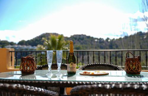 Altea Hills 3BR House with Private Garden - Photo 4