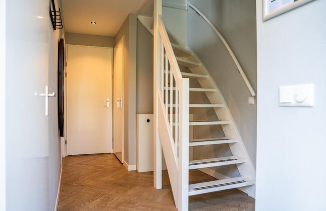 Eco Villa in Latour by Scenic Pond - Photo 21