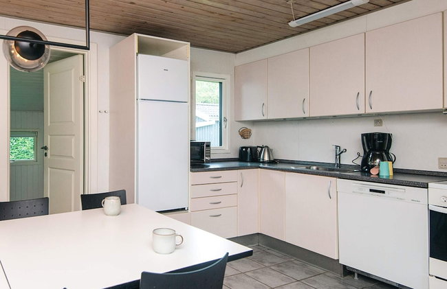 8 Person Holiday Home in Orsted - Foto 24