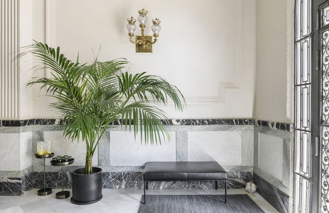 Casagrand Luxury Suites Barcelona - Photo 4